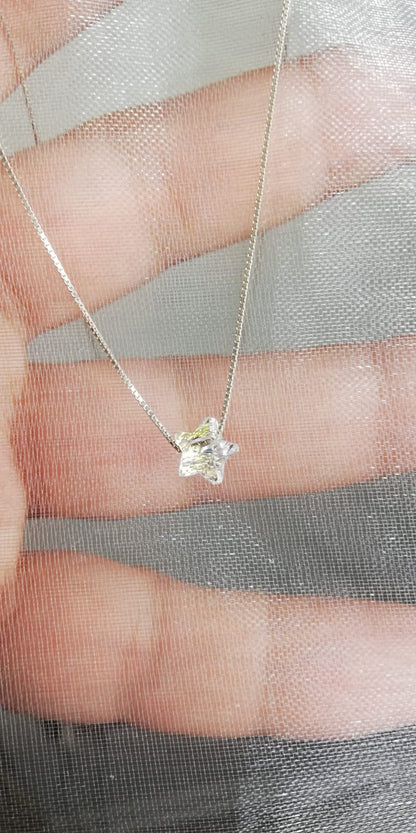 Punto de luz estrella, plata fina italiana con cristal de swarovski